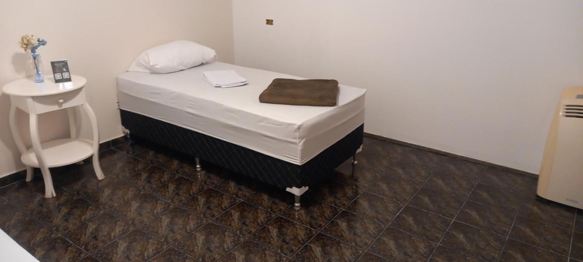 Hostel Blaese Pascal - Hbp جوارولوس المظهر الخارجي الصورة