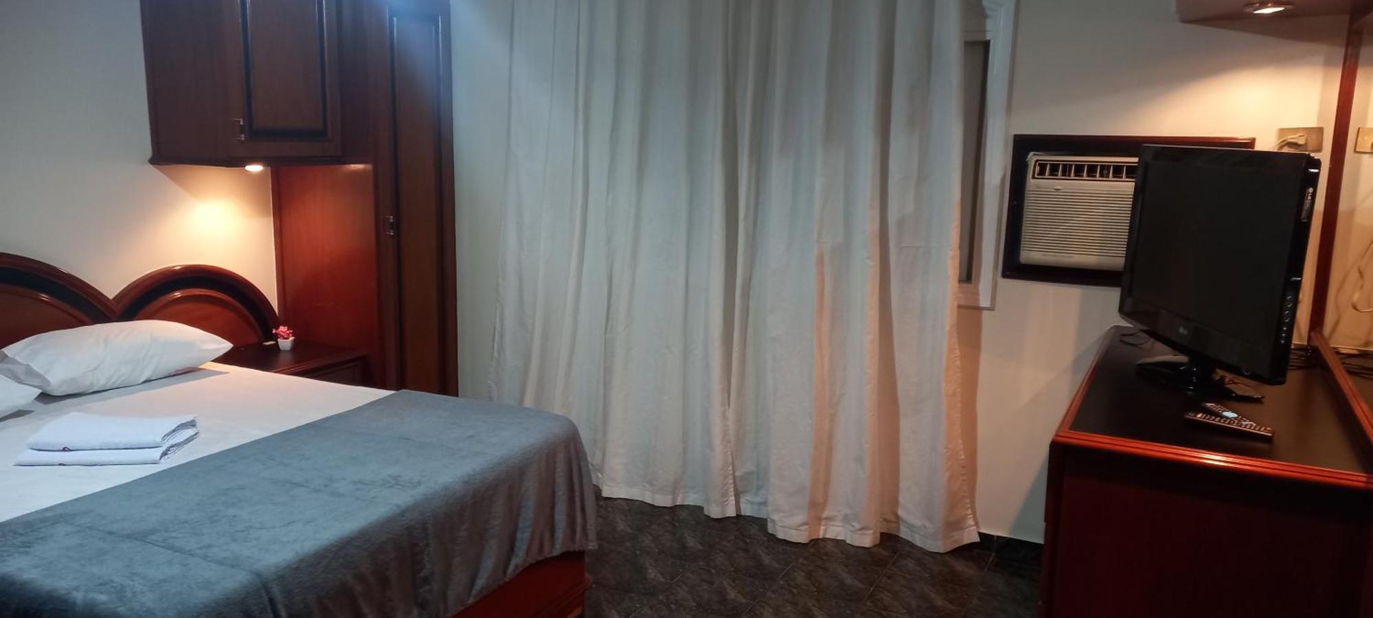 Hostel Blaese Pascal - Hbp جوارولوس المظهر الخارجي الصورة